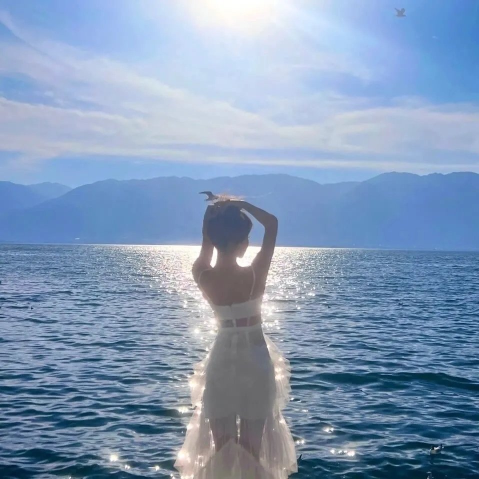 雾中湖